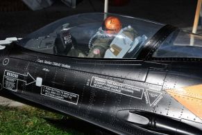 F16 Cockpit.jpg
